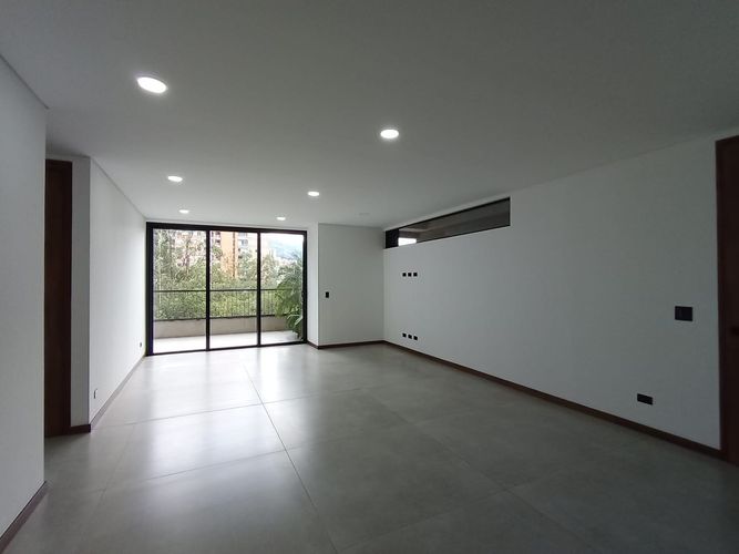 Apartamento en venta en Las Palmas, Envigado · foto 2 de 7