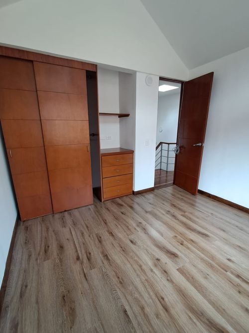 Casa de 3 alcobas en arriendo en Altos De Chozica, Bogotá, 100 m² · foto 6 de 17