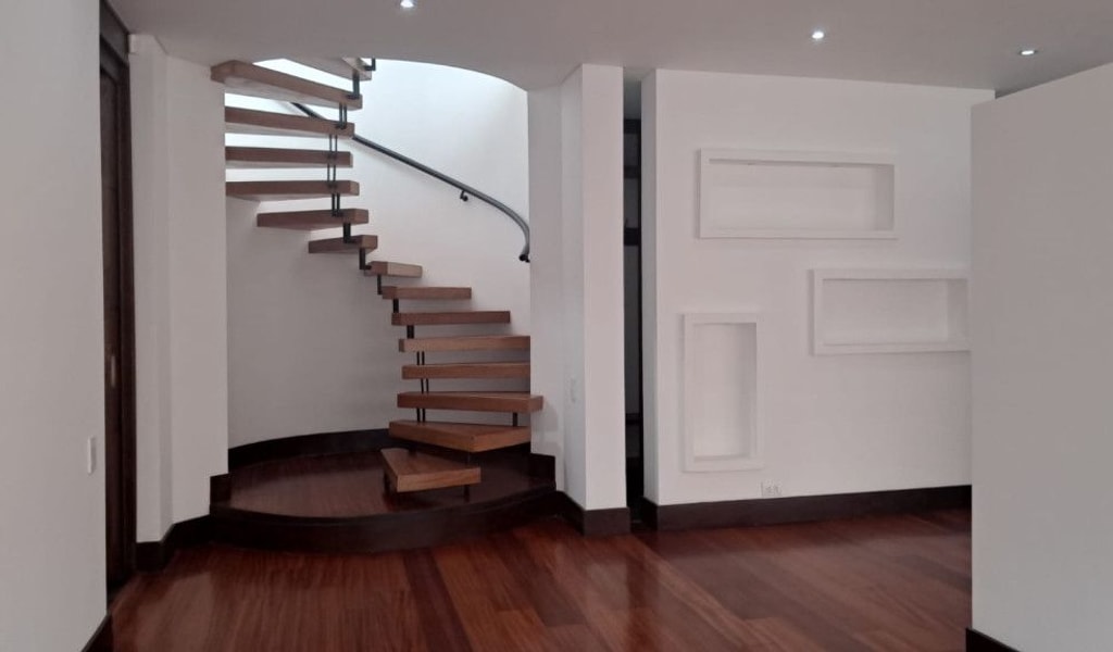 Apartamento en venta en Chicó Alto, Bogotá · foto 3 de 24