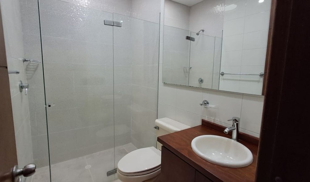 Apartamento en venta en Chicó Alto, Bogotá · foto 8 de 24
