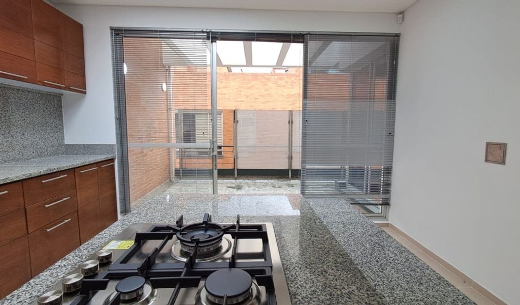 Apartamento en venta en Chicó Alto, Bogotá · foto 14 de 24