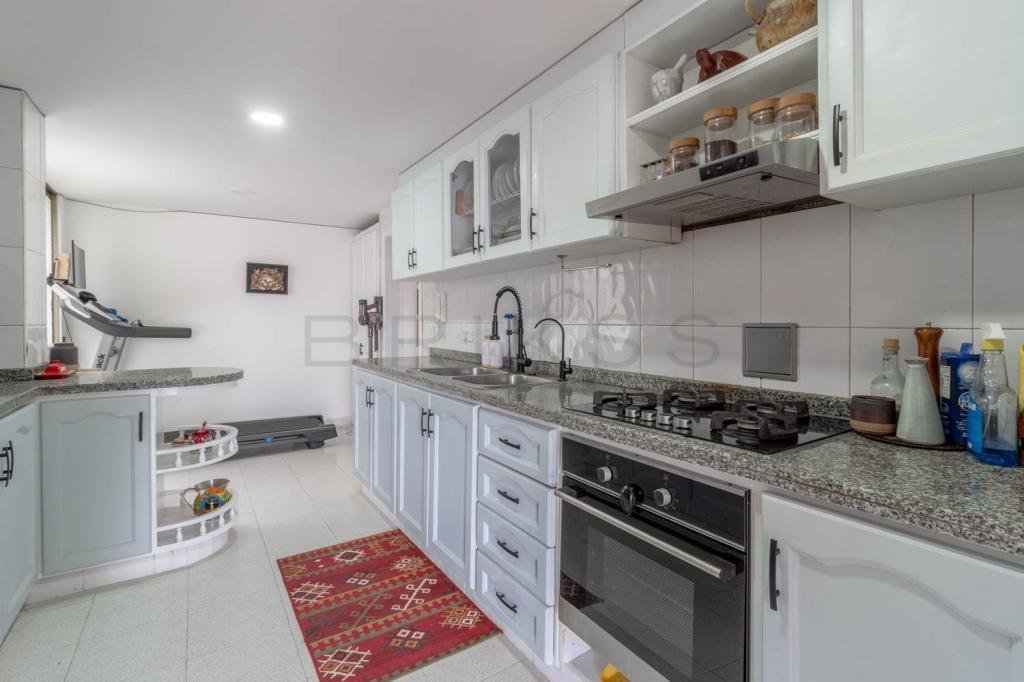 Apartamento en venta en San Patricio, Bogotá · foto 3 de 16