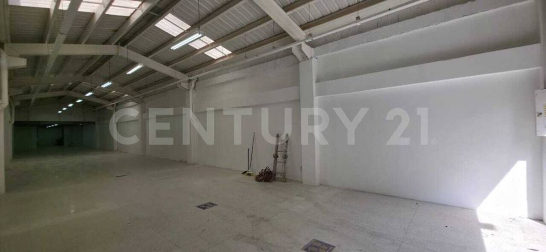 Local en arriendo en Alcala, Envigado, 330 m² · foto 2 de 18