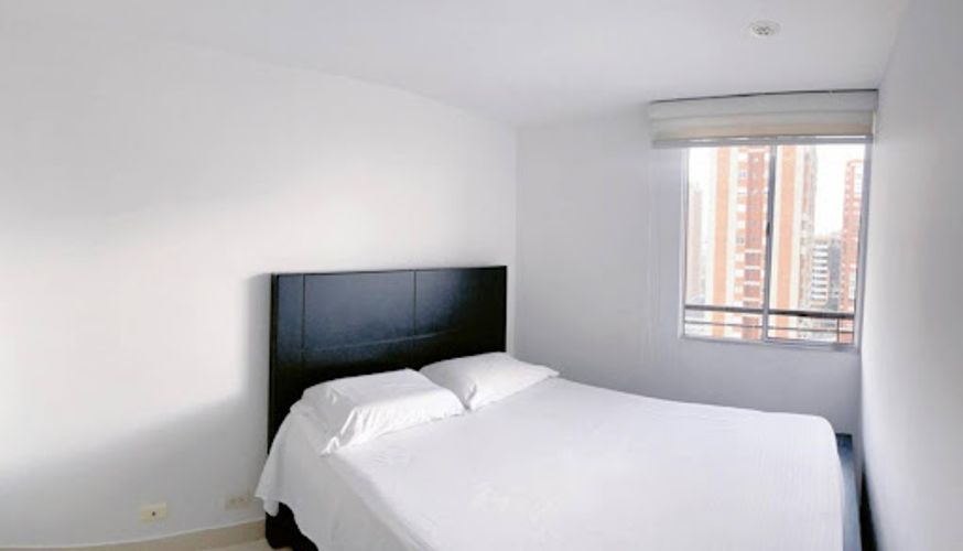 Apartamento de 3 alcobas en arriendo en Los Colores, Medellín, 60 m² · foto 5 de 19