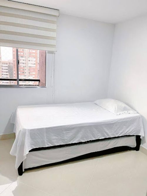 Apartamento de 3 alcobas en arriendo en Los Colores, Medellín, 60 m² · foto 13 de 19