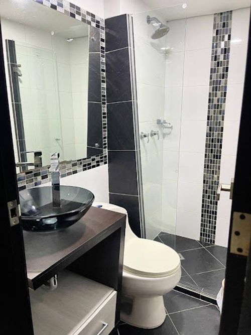 Apartamento de 3 alcobas en arriendo en Los Colores, Medellín, 60 m² · foto 14 de 19