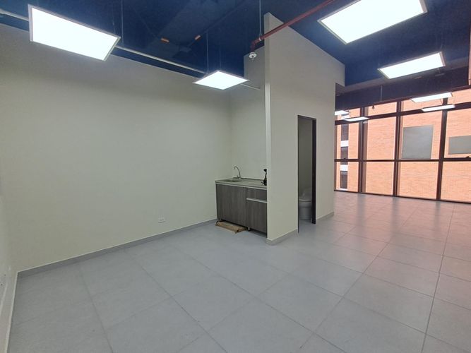 Oficina en arriendo en Las Palmas, Medellín, 39 m² · foto 2 de 8