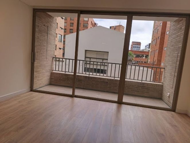 Apartamento de 2 alcobas en venta en Chicó Reservado, Bogotá, 94 m² · foto 3 de 24