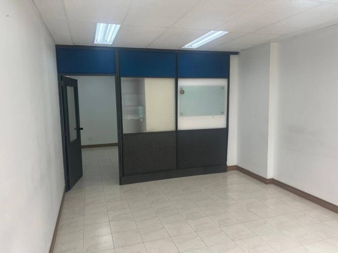 Oficina en arriendo en Milla De Oro, Medellín, 36 m² · foto 5 de 13