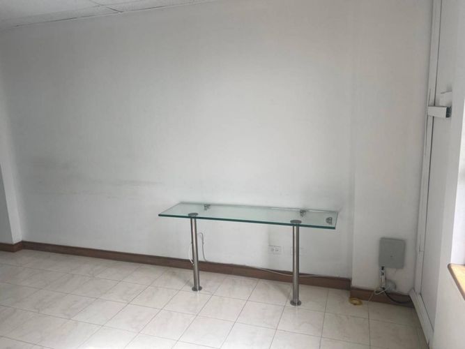 Oficina en arriendo en Milla De Oro, Medellín, 36 m² · foto 11 de 13