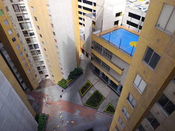 Apartamento de 3 alcobas en venta en Ismael Perdomo, Bogotá, 62 m² · foto 3 de 24