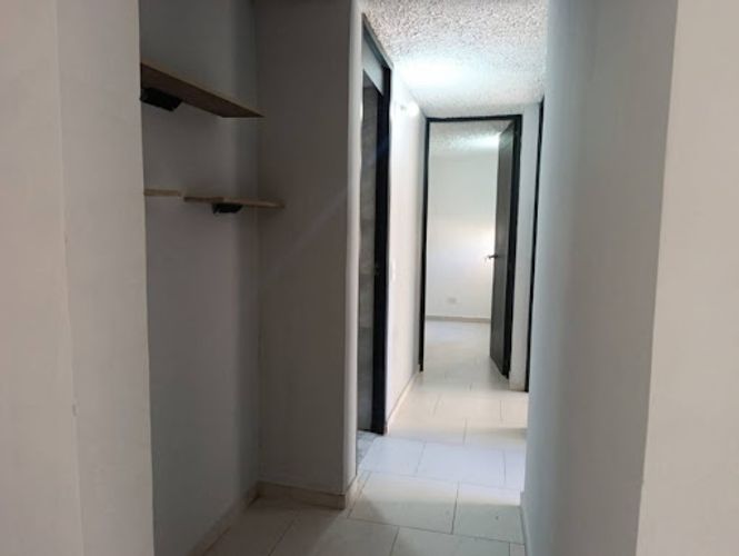 Apartamento de 3 alcobas en venta en Ismael Perdomo, Bogotá, 62 m² · foto 11 de 24