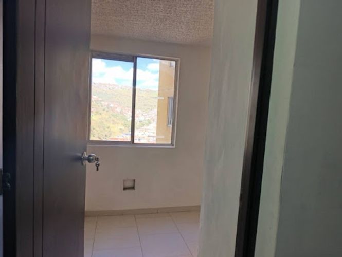 Apartamento de 3 alcobas en venta en Ismael Perdomo, Bogotá, 62 m² · foto 12 de 24