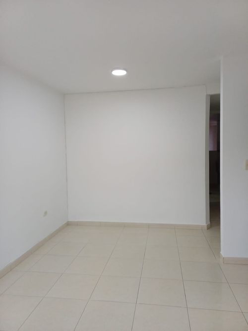 Apartamento de 2 alcobas en venta en Tejaditos, Piedecuesta, 45 m² · foto 13 de 21