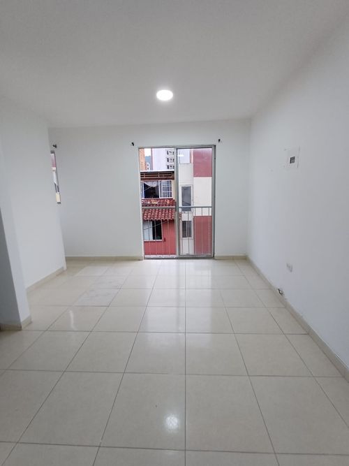 Apartamento de 2 alcobas en venta en Tejaditos, Piedecuesta, 45 m² · foto 6 de 21