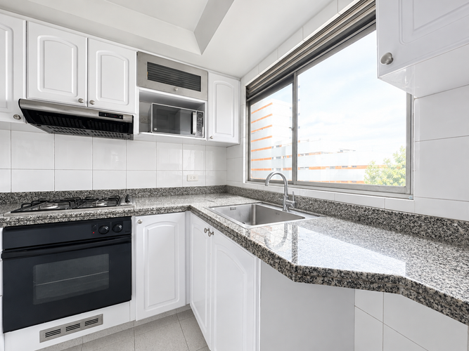 Apartamento en venta en Santa Barbara Occidental, Bogotá · foto 4 de 13