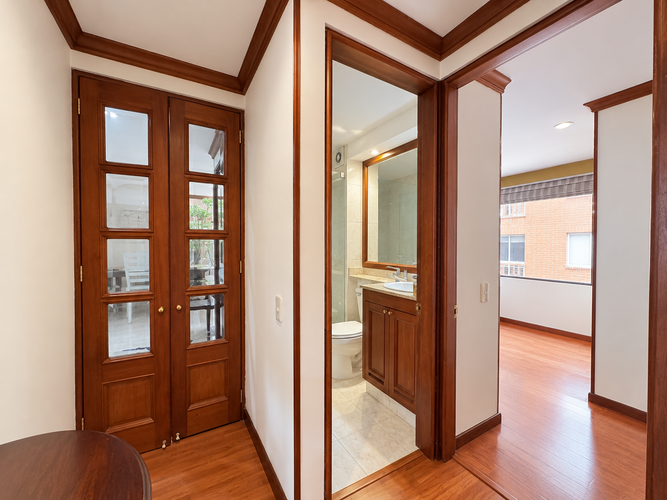 Apartamento en venta en Santa Barbara Occidental, Bogotá · foto 8 de 13