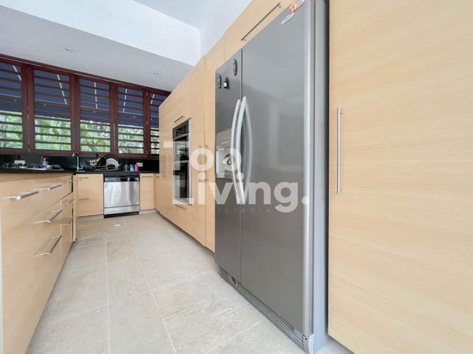 Casa de 4 alcobas en venta en Girardot, Girardot, 302 m² · foto 10 de 24