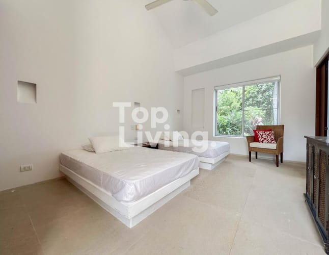 Casa de 4 alcobas en venta en Girardot, Girardot, 302 m² · foto 13 de 24