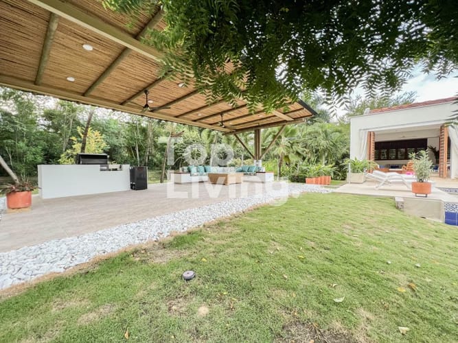 Casa de 4 alcobas en venta en Girardot, Girardot, 302 m² · foto 23 de 24
