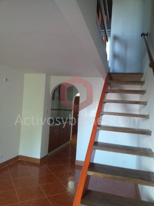 Casa de 2 alcobas en venta en Cucaracho, Medellín, 53 m² · foto 2 de 10