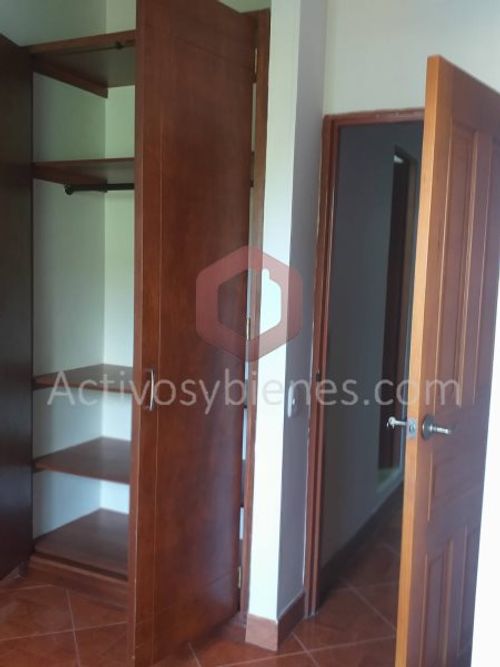 Casa de 2 alcobas en venta en Cucaracho, Medellín, 53 m² · foto 9 de 10