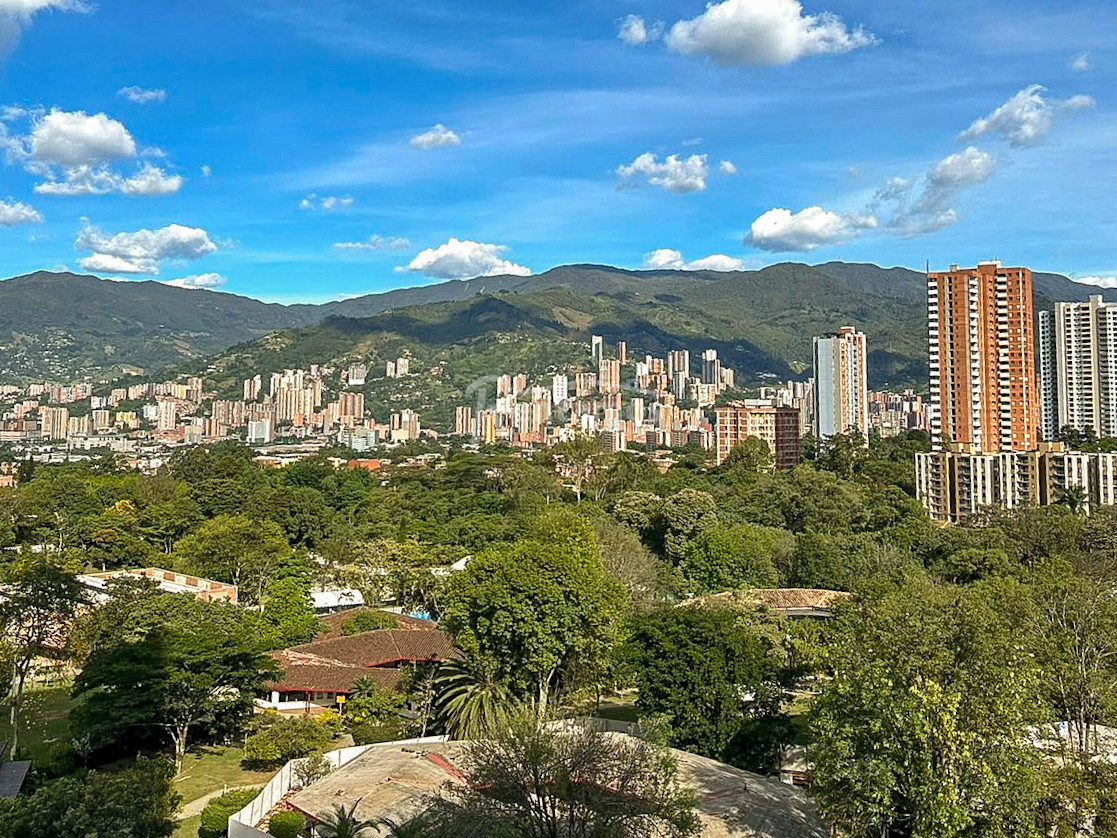 Apartamento en venta en Ditaires, Itagüí · foto 3 de 20