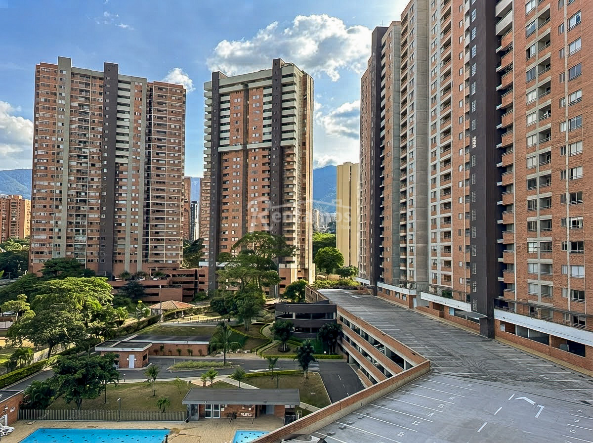 Apartamento en venta en Ditaires, Itagüí · foto 18 de 20