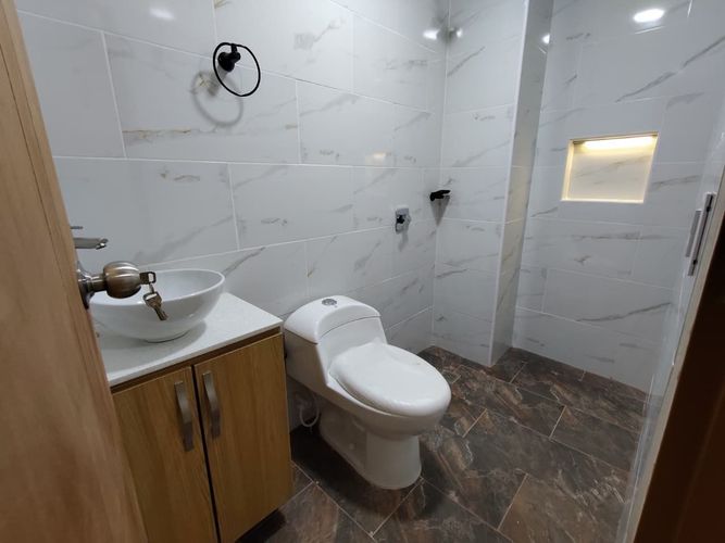 Local en arriendo en Santa Ana, Marinilla, 25 m² · foto 3 de 3