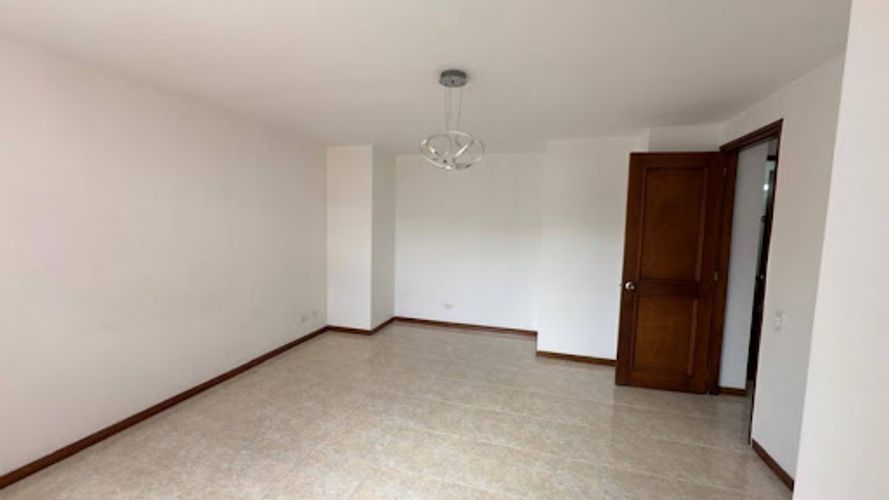 Apartamento de 3 alcobas en arriendo en Viviendas Del Sur, Envigado, 140 m² · foto 13 de 24