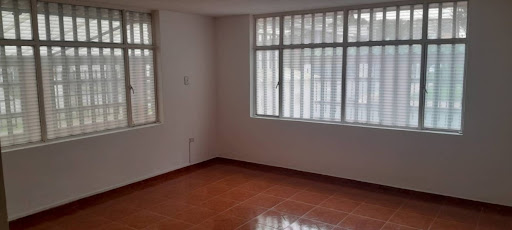Casa en venta en Normandia, Bogotá · foto 6 de 16