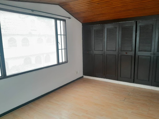 Casa en venta en Normandia, Bogotá · foto 10 de 16