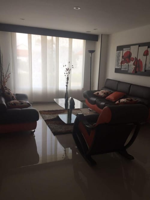 Casa de 5 alcobas en venta en Picaleña Y Mirolindo, Ibagué, 350 m² · foto 5 de 14