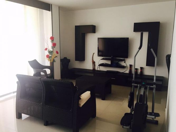 Casa de 5 alcobas en venta en Picaleña Y Mirolindo, Ibagué, 350 m² · foto 6 de 14