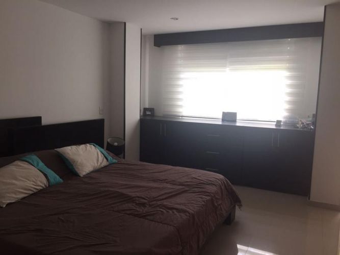 Casa de 5 alcobas en venta en Picaleña Y Mirolindo, Ibagué, 350 m² · foto 8 de 14