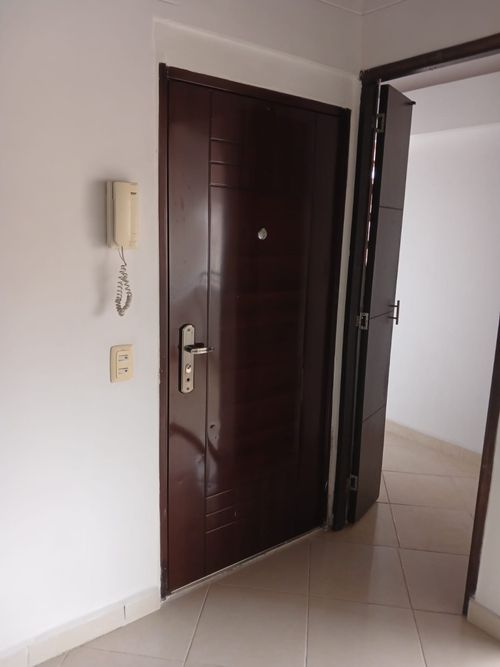Apartamento de 3 alcobas en venta en Restrepo Naranjo, Sabaneta, 66 m² · foto 5 de 13