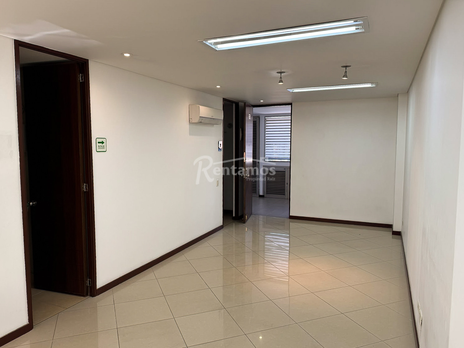 Office in El tesoro (40 m²) for Sale - 2