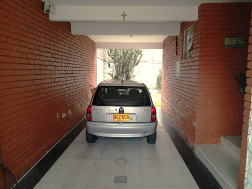 Casa en venta en La Soledad, Bogotá · foto 3 de 24