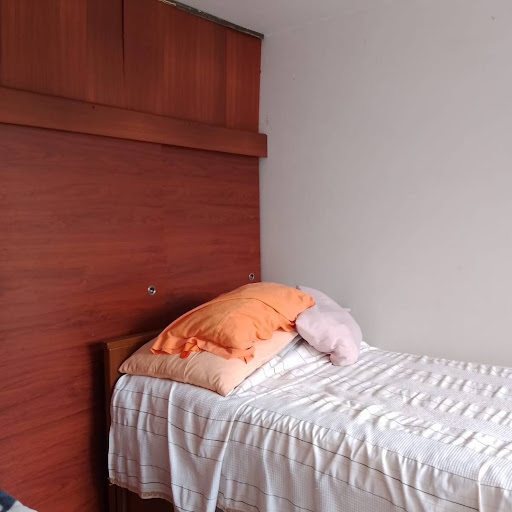 Casa en venta en Colon, Bogotá · foto 7 de 20