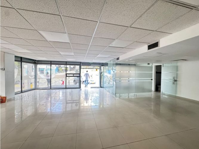 Local en arriendo en Manila, Medellín, 372 m² · foto 5 de 14