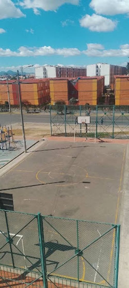Casa de 5 alcobas en venta en Bosa Chicala, Bogotá, 210 m² · foto 19 de 24