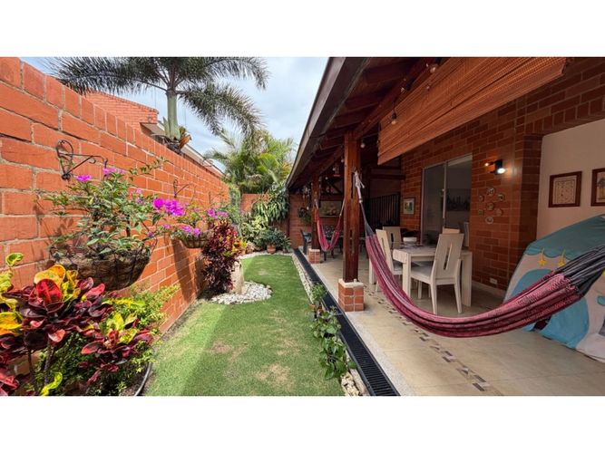 Casa de 4 alcobas en venta en Cinco Soles, Jamundí, 169 m² · foto 4 de 24