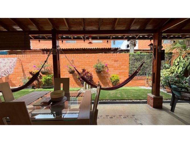 Casa de 4 alcobas en venta en Cinco Soles, Jamundí, 169 m² · foto 23 de 24