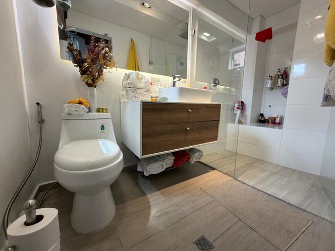 Casa de 3 alcobas en venta en Cumbres, Envigado, 190 m² · foto 8 de 24