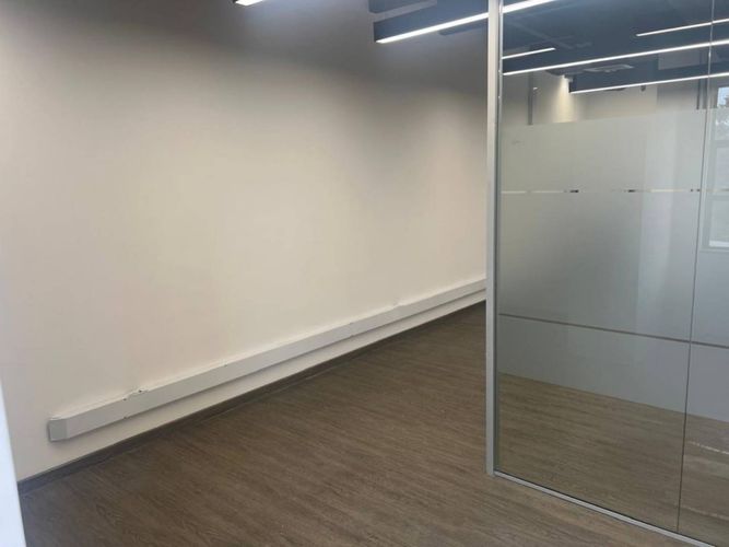 Oficina en arriendo en Milla De Oro, Medellín, 40 m² · foto 4 de 10