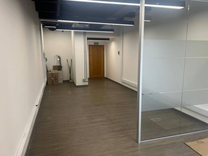 Oficina en arriendo en Milla De Oro, Medellín, 40 m² · foto 5 de 10