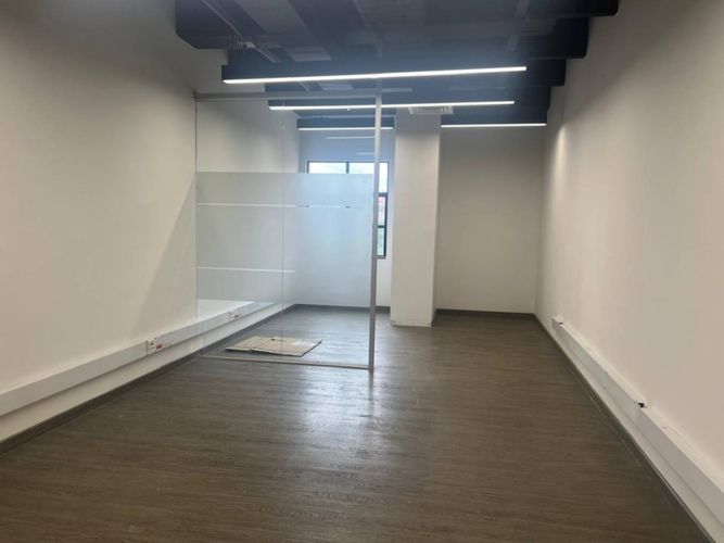 Oficina en arriendo en Milla De Oro, Medellín, 40 m² · foto 7 de 10