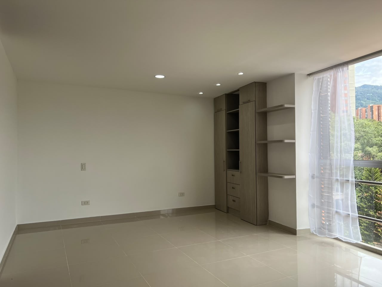 Apartamento en venta en El Poblado, Medellín · foto 10 de 12