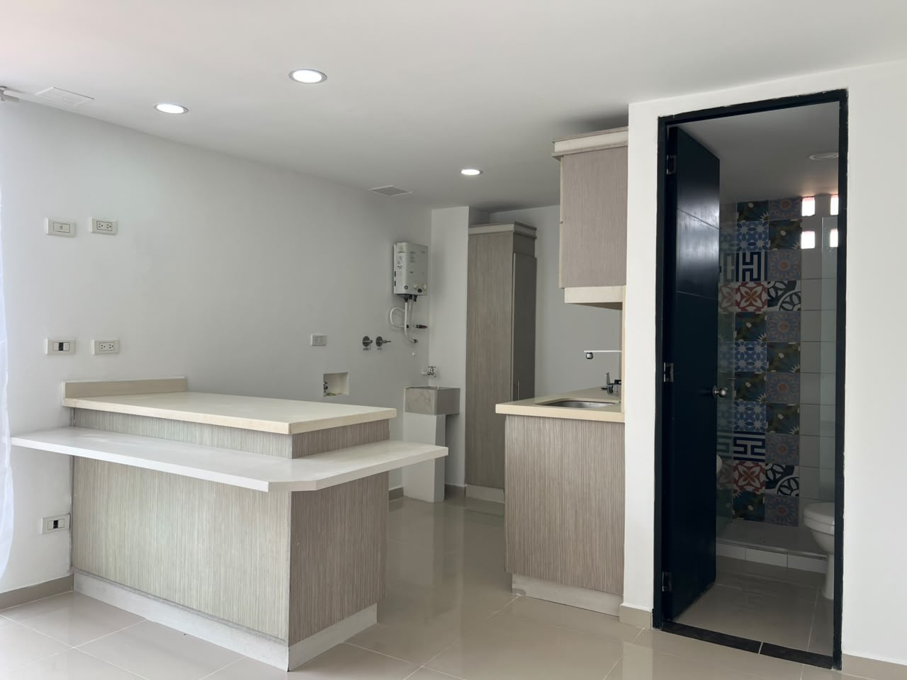 Apartamento en venta en El Poblado, Medellín · foto 2 de 12