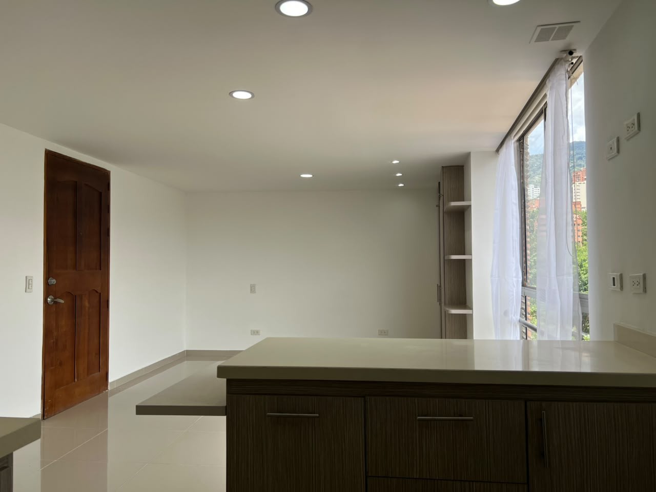 Apartamento en venta en El Poblado, Medellín · foto 8 de 12